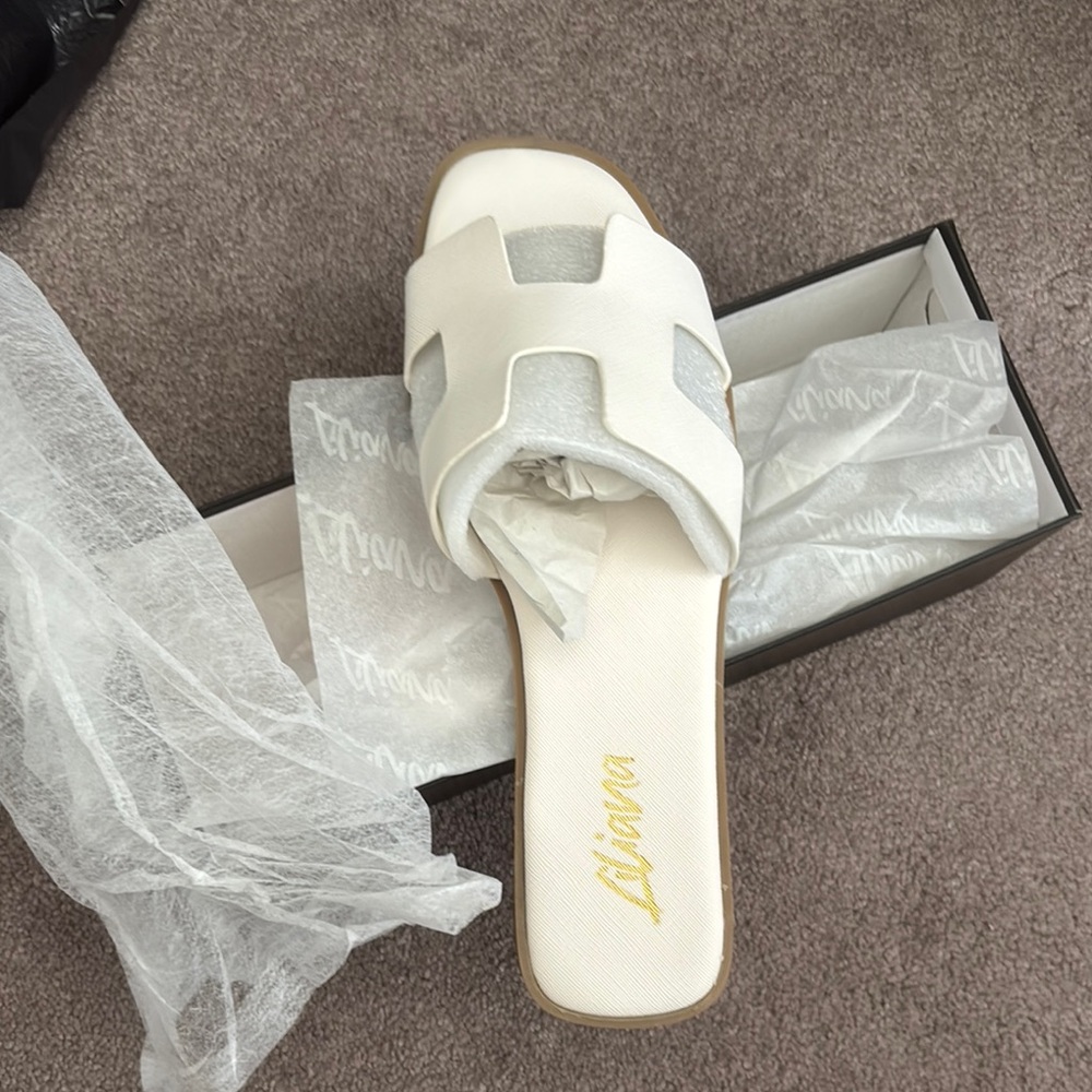 Liliana White Sandals Modern Slide Design